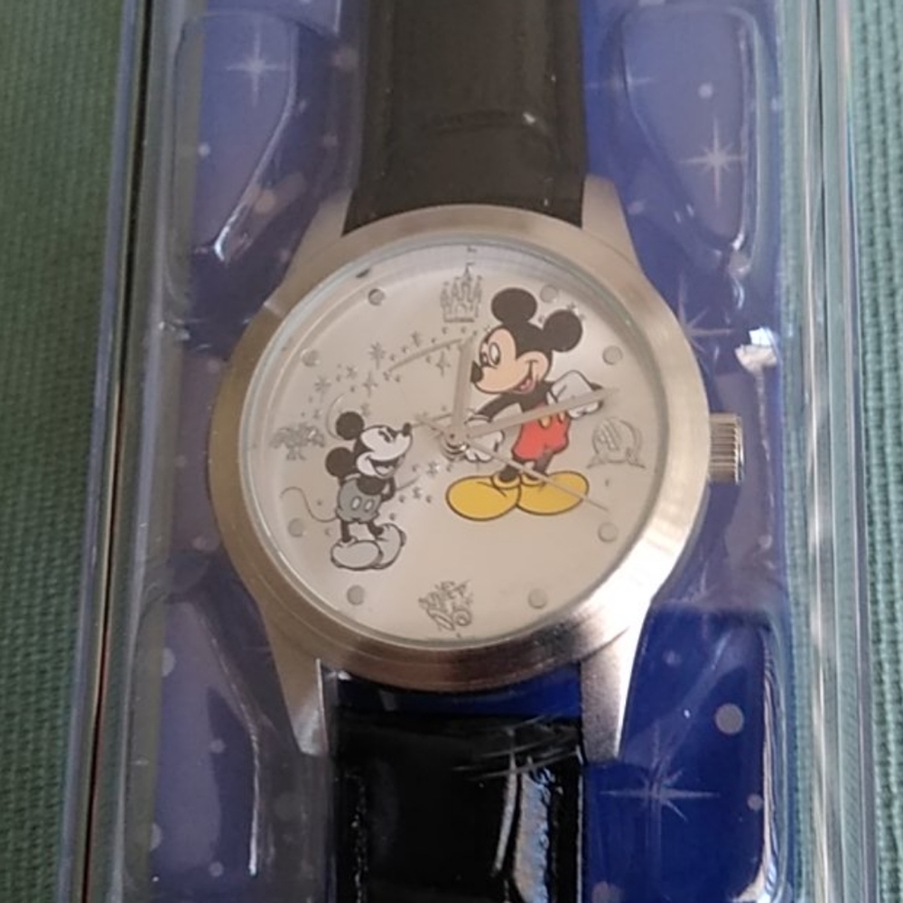 MICKEY THROUGH THE YEARS LADIES WATCH